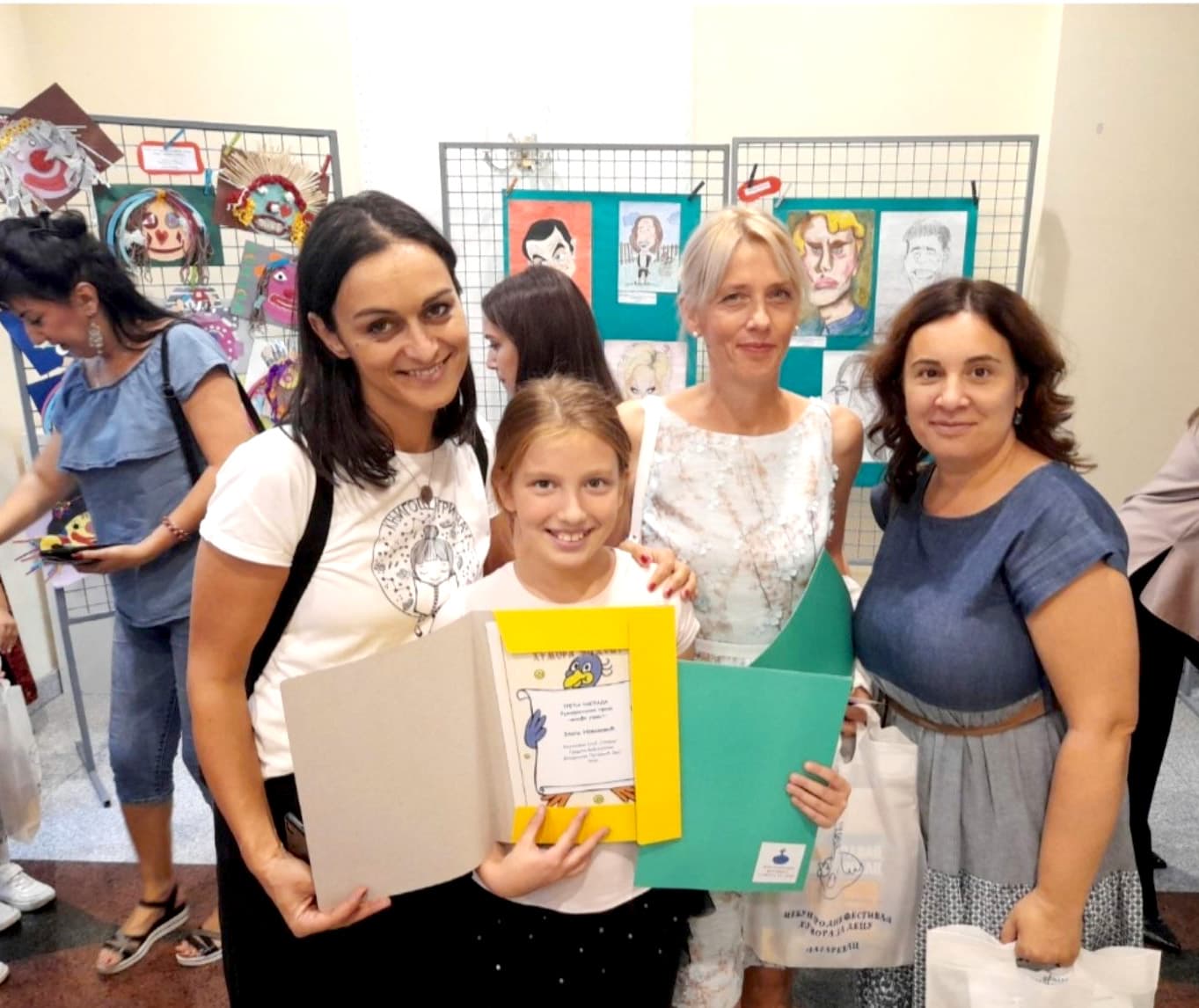 Priznanja sa Festivala u Lazarevcu stigla u čačansku Biblioteku