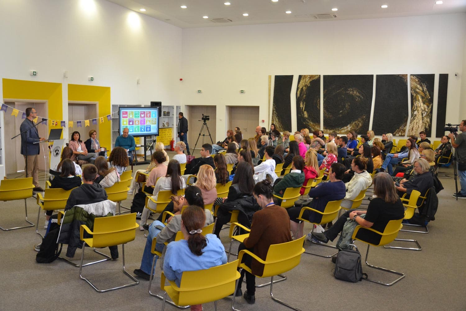 Tribina u Gradskoj biblioteci o kulturi i održivom nasleđu