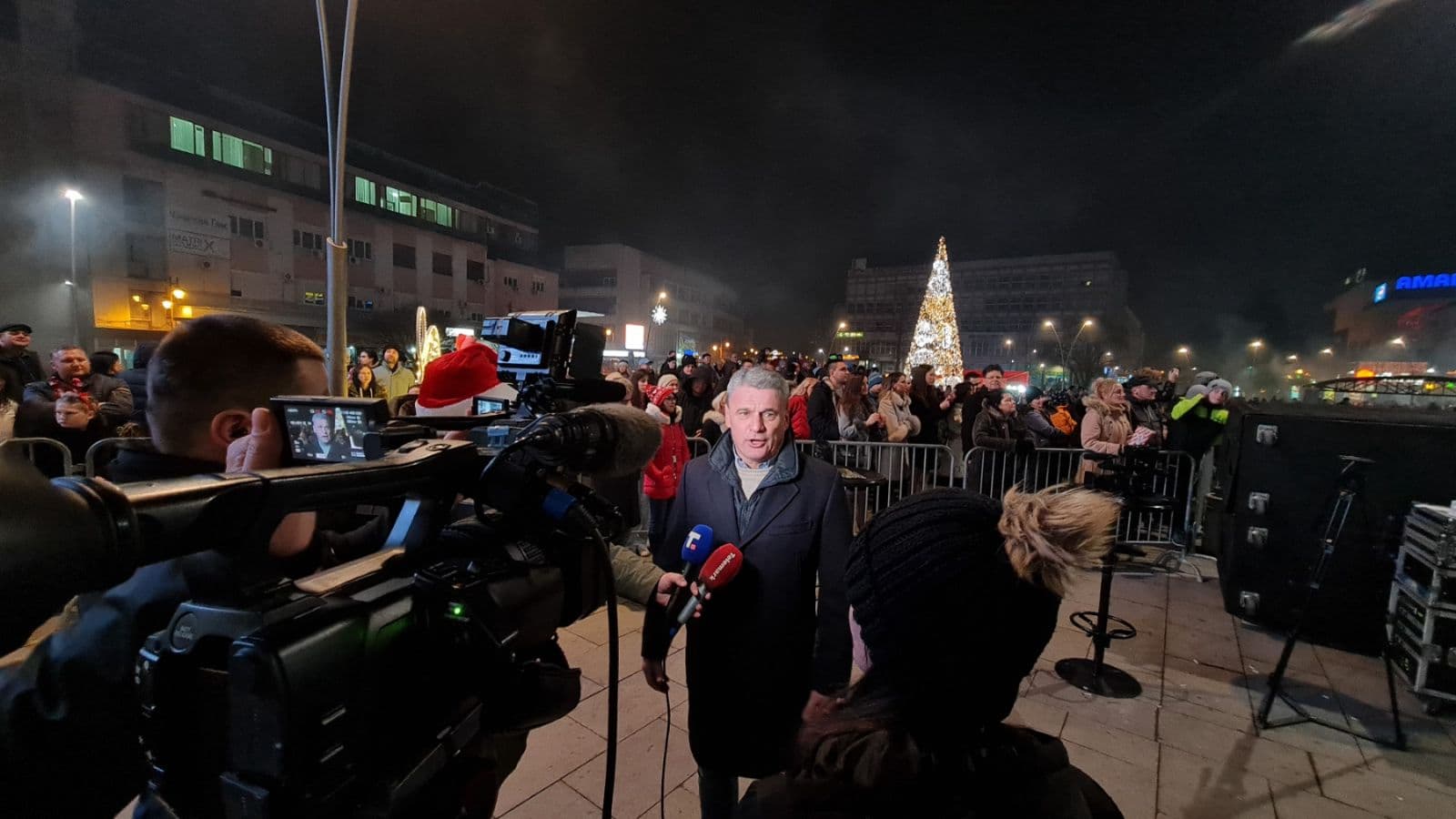 Gradonačelnik Todorović sa Čačanima u novogodišnjoj noći