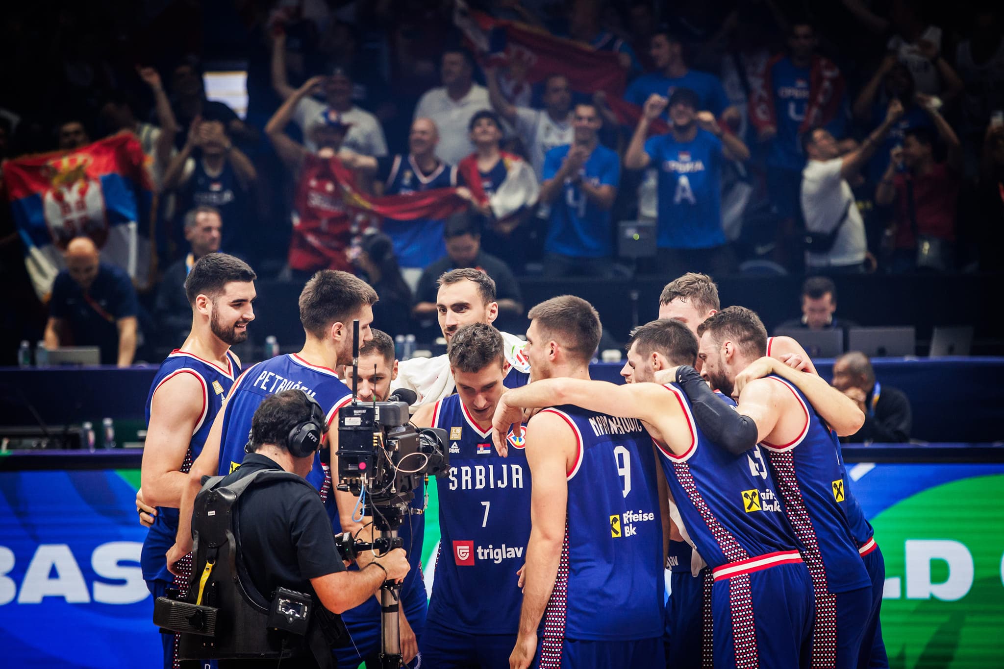 Medalja već sija na vratu "orlova": Srbija u finalu Mundobasketa