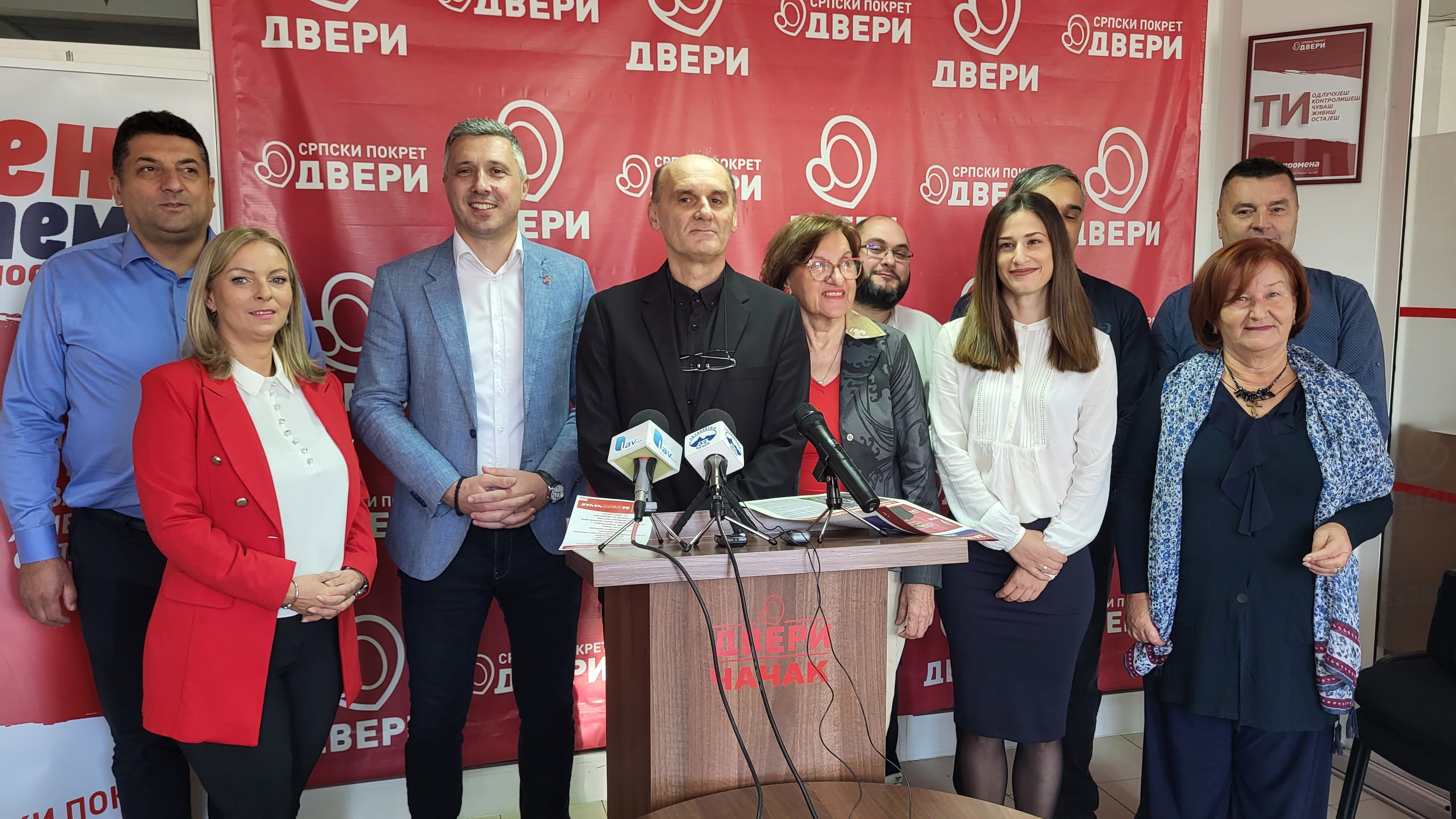 Dveri krenule sa kampanjom: Vreme je za promene! Vreme je za novi Čačak!