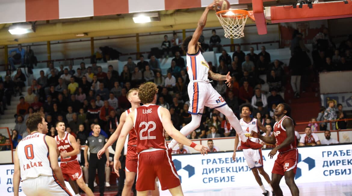 Borac demonstrirao silu, kraj Morave "pao" FMP