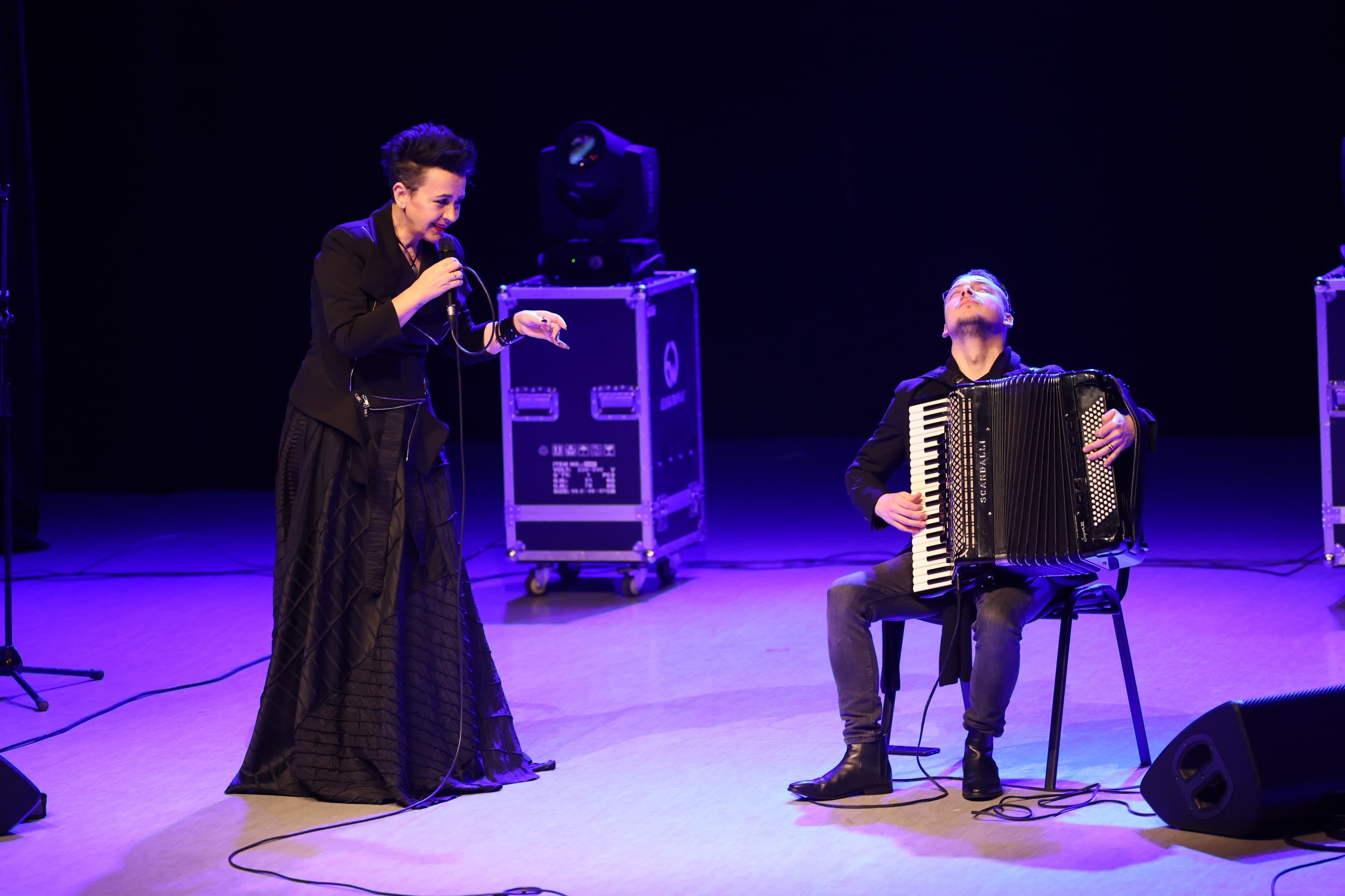 Koncert Amire Medunjanin u Čačku (FOTO+VIDEO)