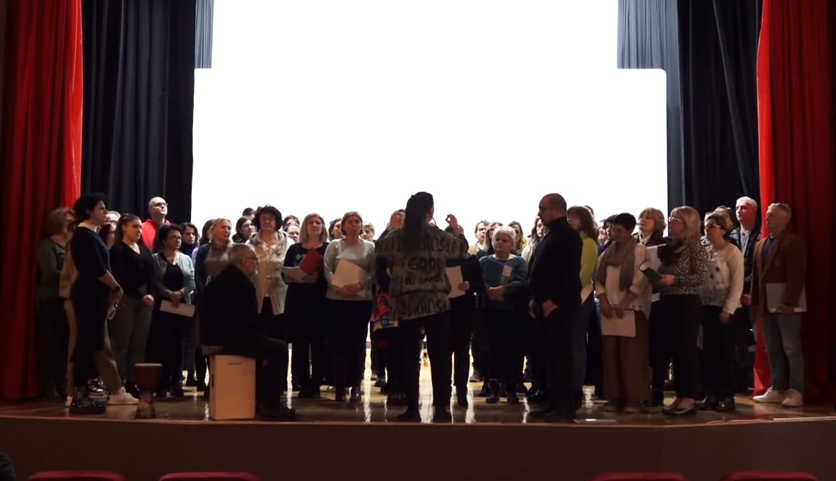 Nastup nacionalnog ansambla "Arhangeli Srbija" na Gradskom trgu u Čačku