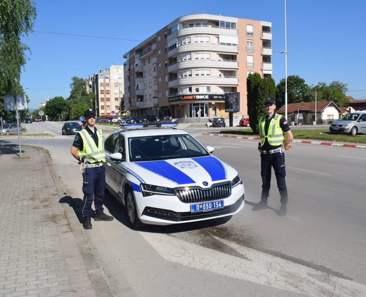 Čačanski policajci spasili život sugrađaninu