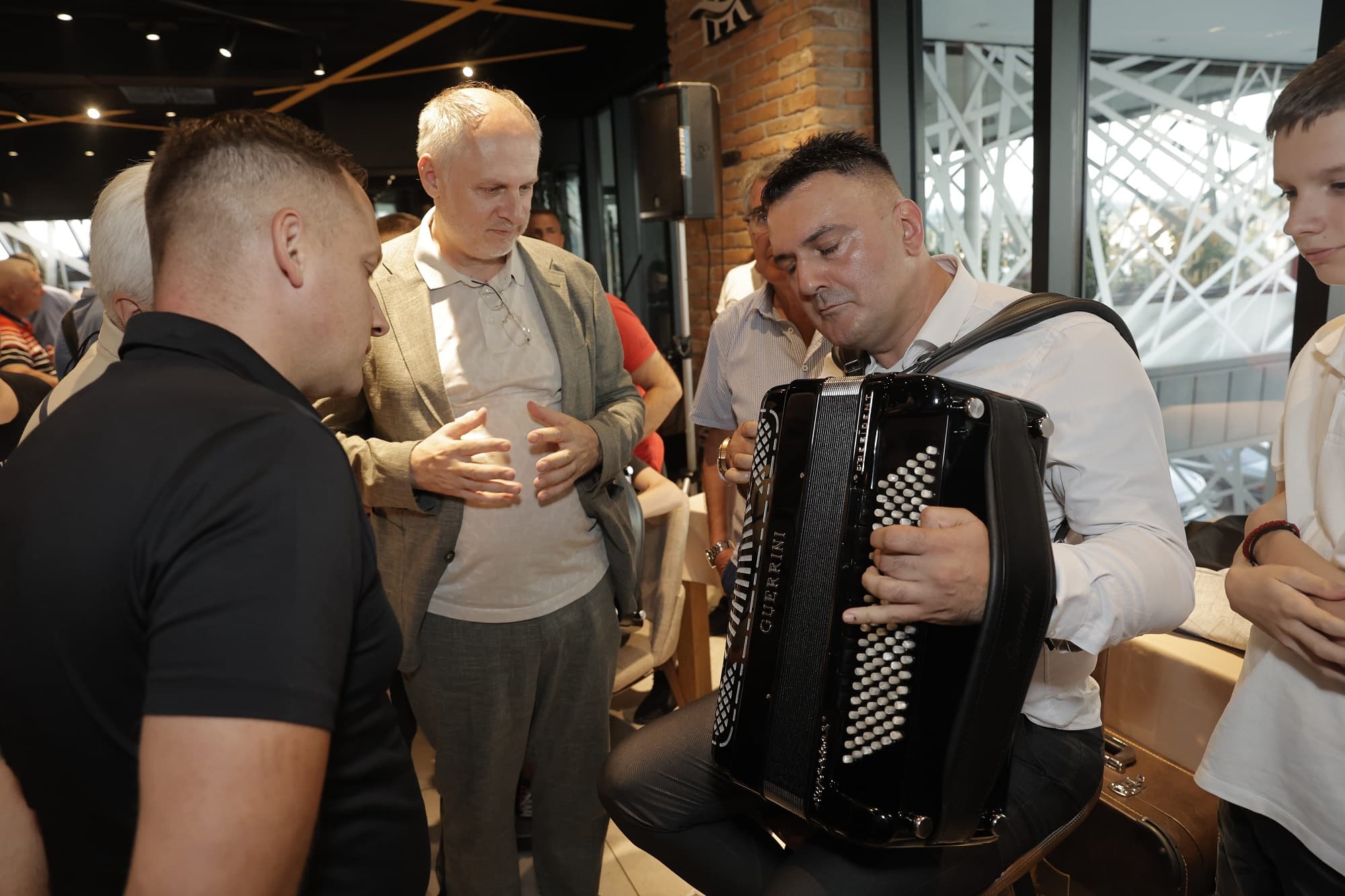 Sabor srpske harmonike u Čačku: Promocija italijanske kompanije za harmonike Guerrini