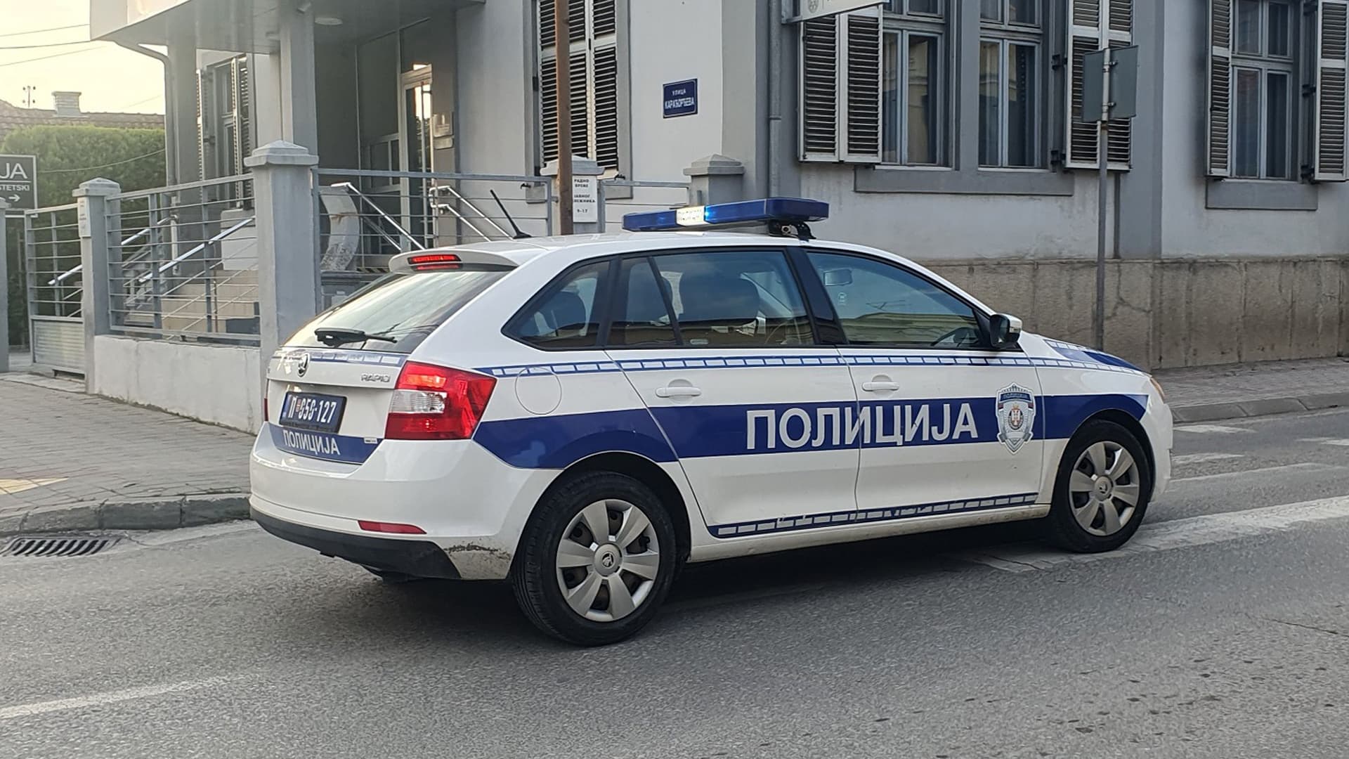 Pokrenut disciplinski postupak protiv dvojice policajaca iz Lučana