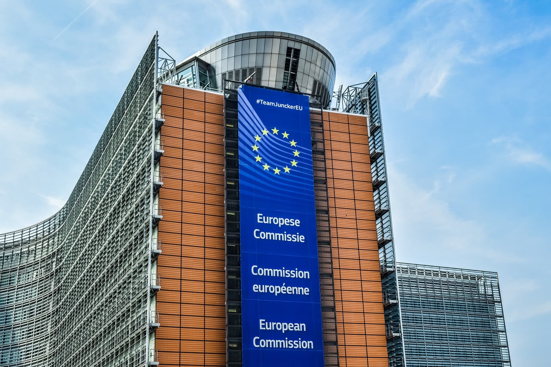 Evropska komisija o targetiranju nezavisnih medija: EU osuđuje svaki napad na novinare