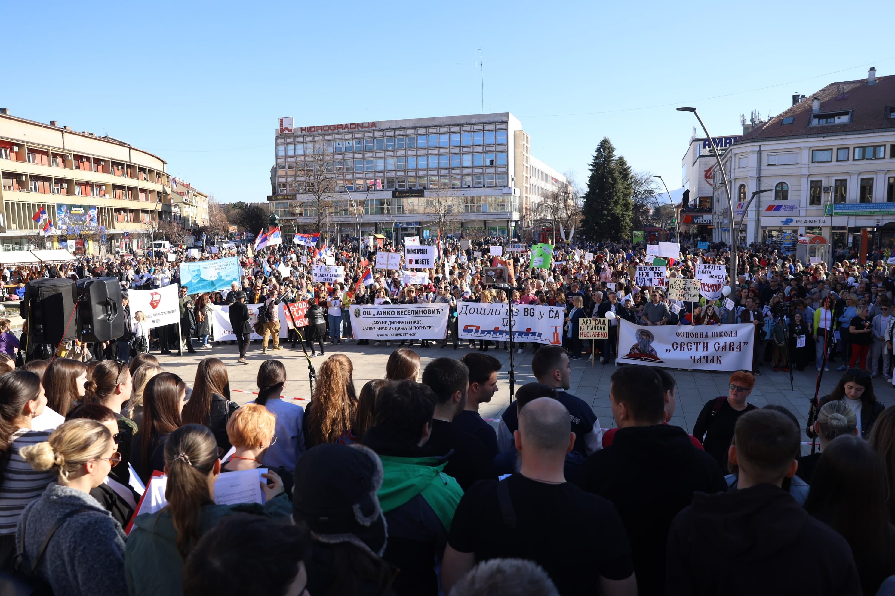 Udružena prosveta Srbije pozvala na beli štrajk, apeluju na zaključivanje najviših ocena