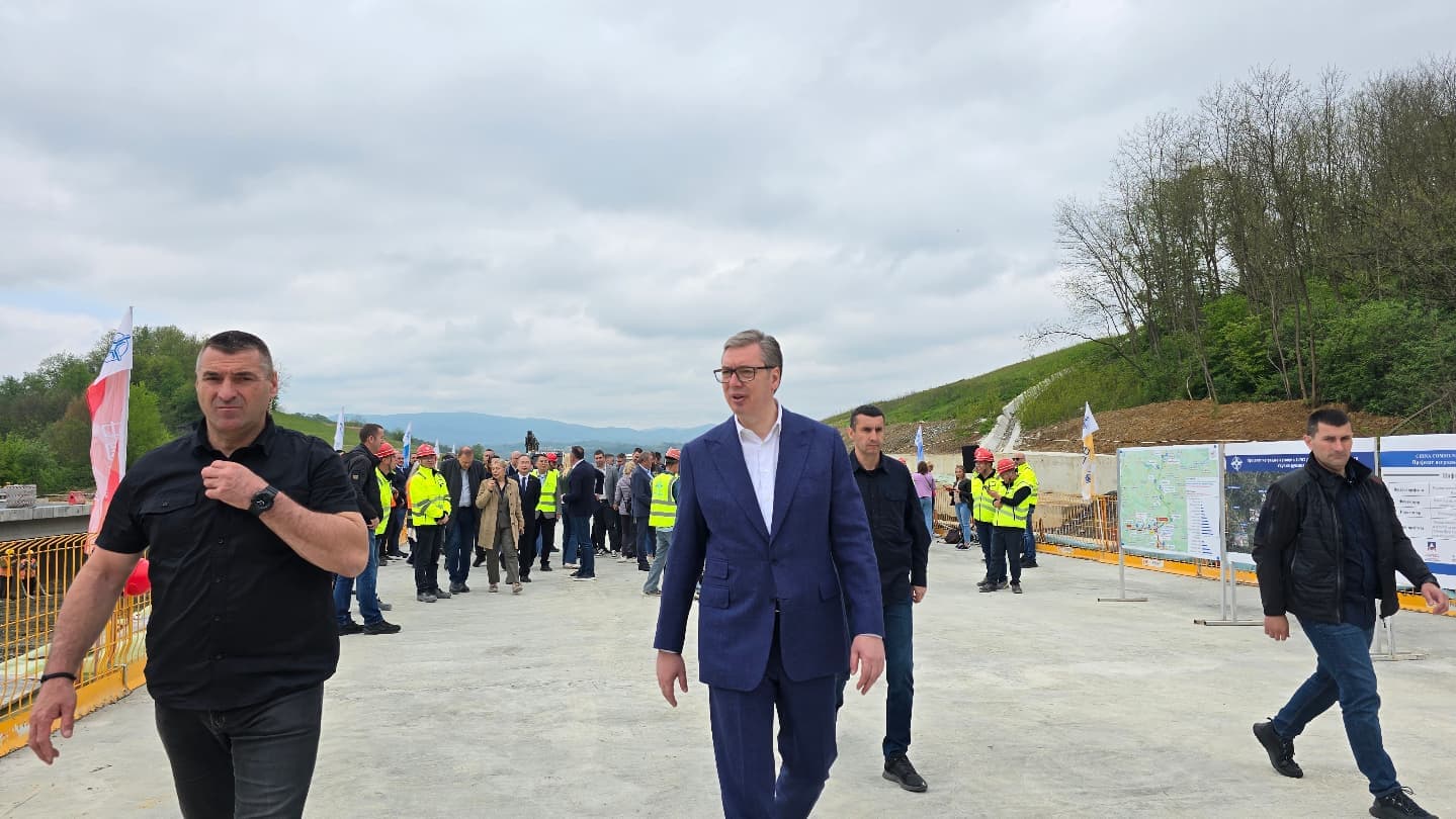 Vučić o zahtevima dela opozicije i studenata za raspisivanje izbora: "Ja sam ih molio da razgovaramo još pre pet meseci"
