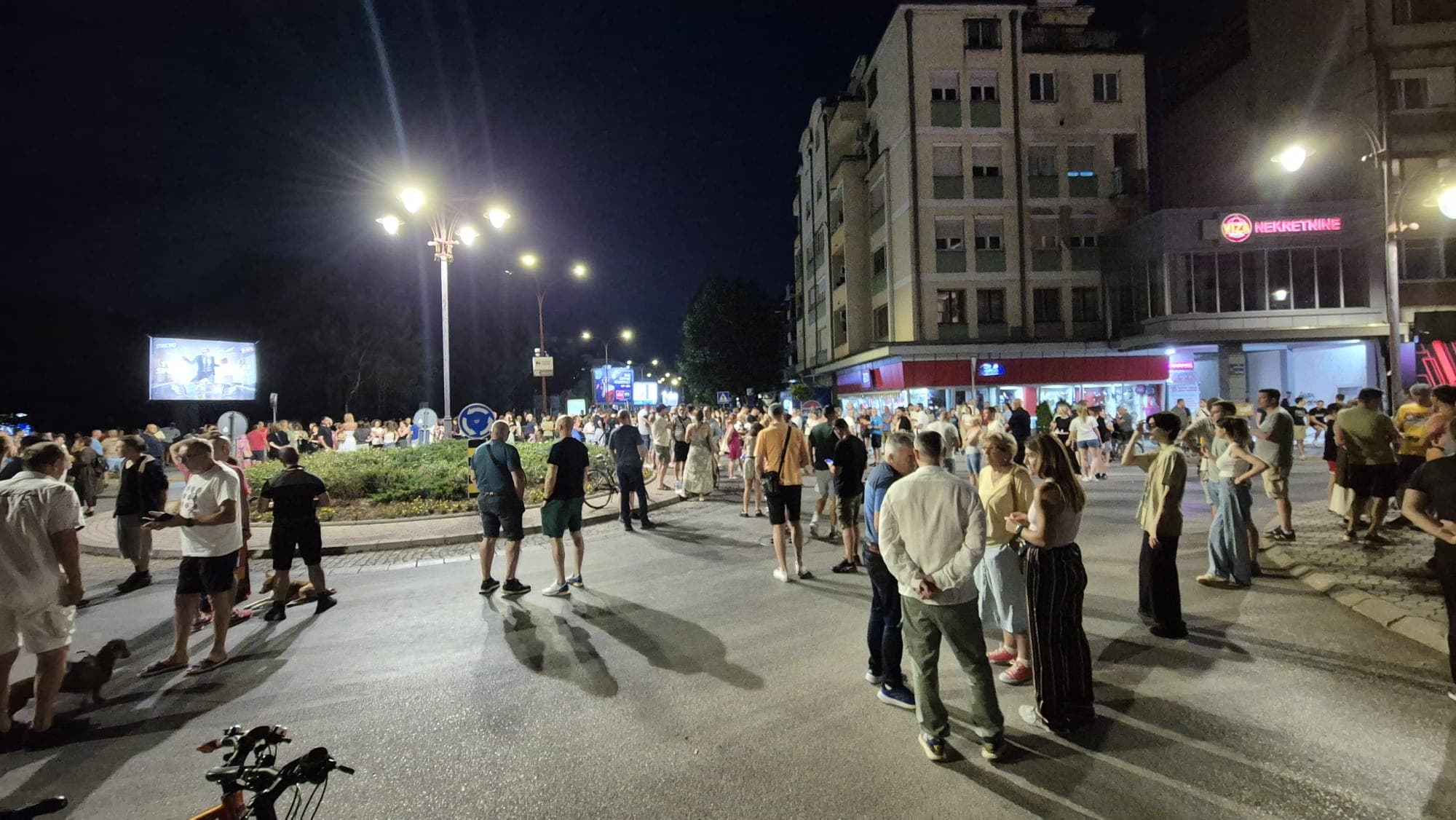 Počela građanska neposlušnost - studenti dali zeleno svetlo, poziv Čačanima da se pridruže (VIDEO)