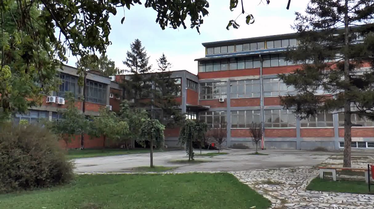 Kolektiv Mašinsko-saobraćajne škole u Čačku protiv političkog imenovanja novog direktora