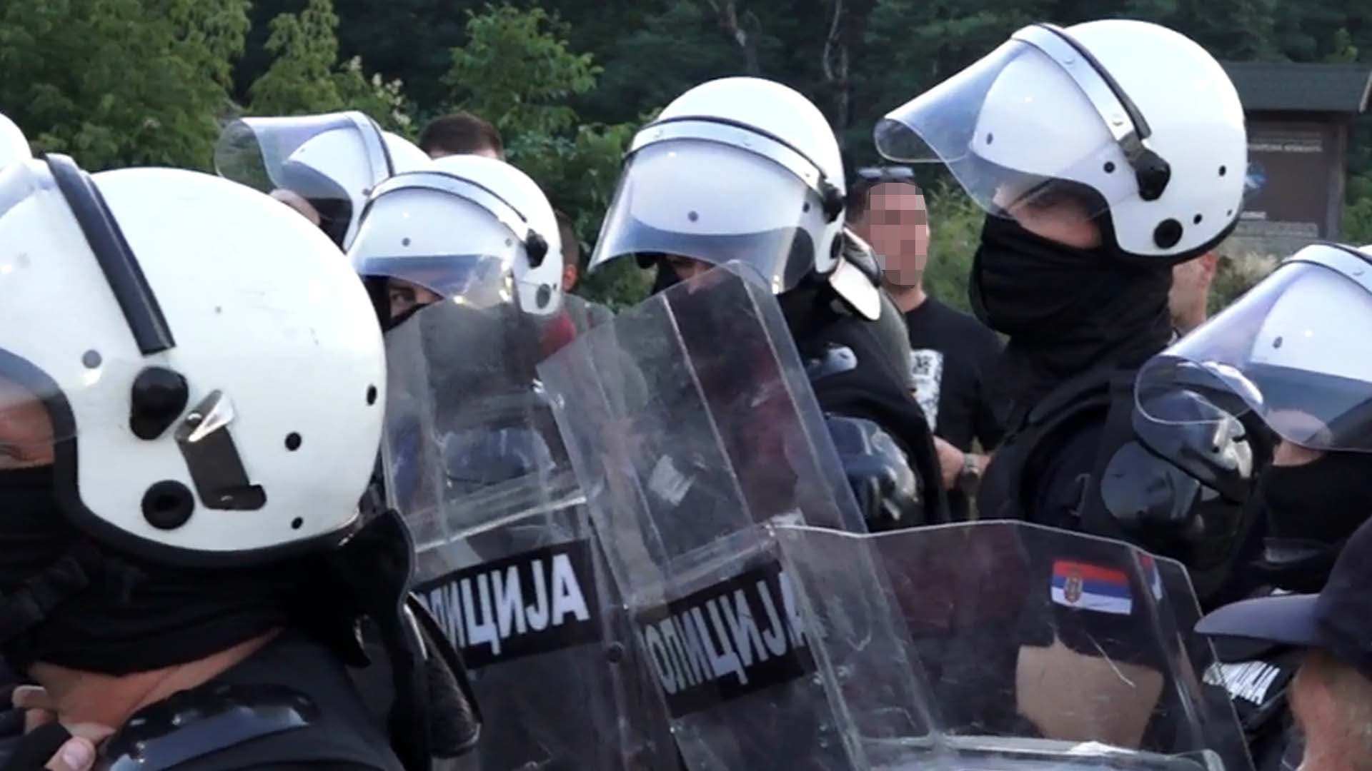 Novinarske i medijske organizacije: Crvena linija pređena — Brutalni napadi na novinare/ke i medijske radnike/ce tokom protesta u Srbiji