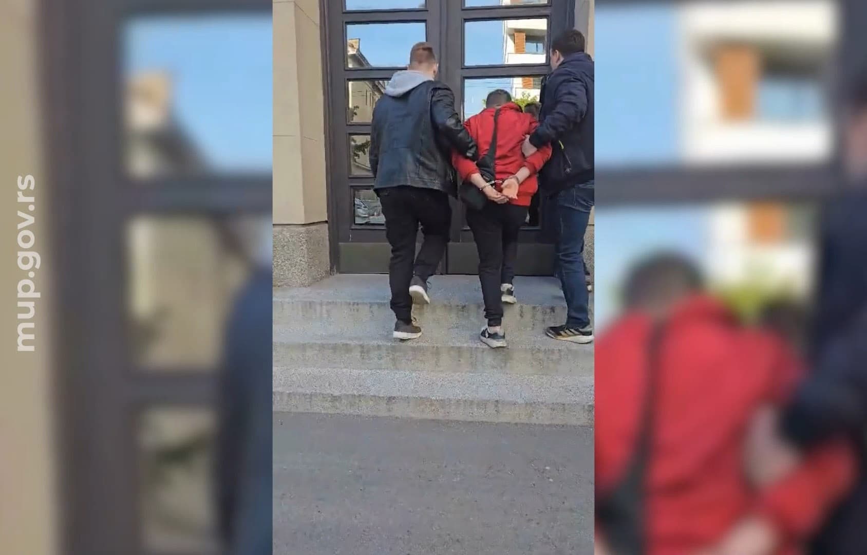 Uhapšene dve osobe zbog iskorišćavanja maloletnog lica za pornografiju i polnog uznemiravanja