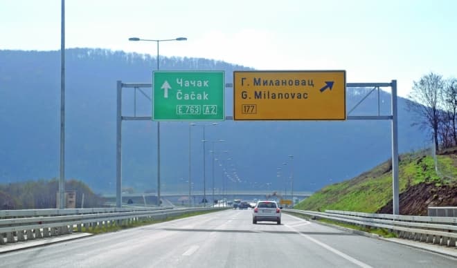 SREĆAN PUT: Manji broj vozila na kolovozima u Srbiji, nema gužvi na granicama