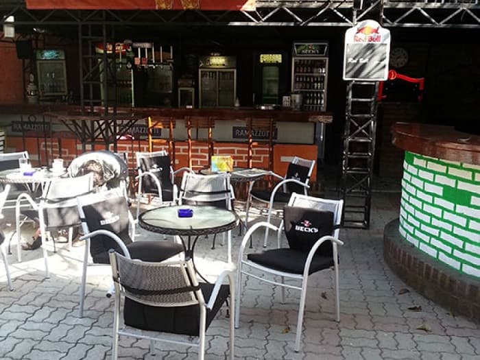 Oglas za posao: CAFFE „ŠTO DA NE?“