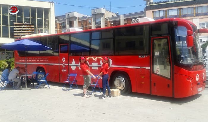 Transfuziomobil posetio Čačak: "Danas je jedna transplantacija srca obavljena zahvaljujući vama!"