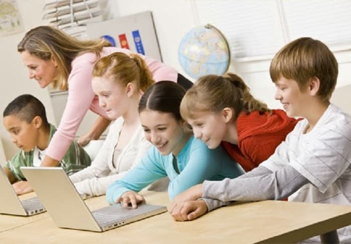 Informatika i računarstvo od sutra obavezni za petake