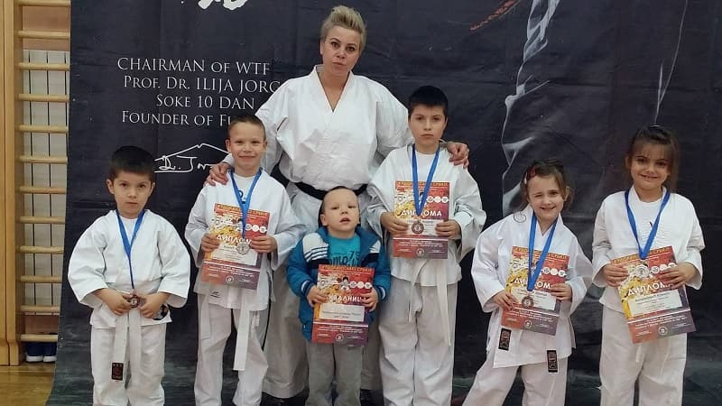 Pet medalja za "Krunu"