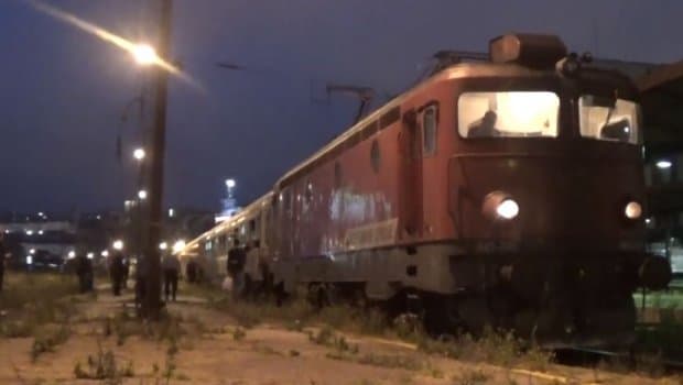 Uz pesmu "A sad adio" otišao je poslednji voz za Bar. Ovo je kraj jedne ere (VIDEO)