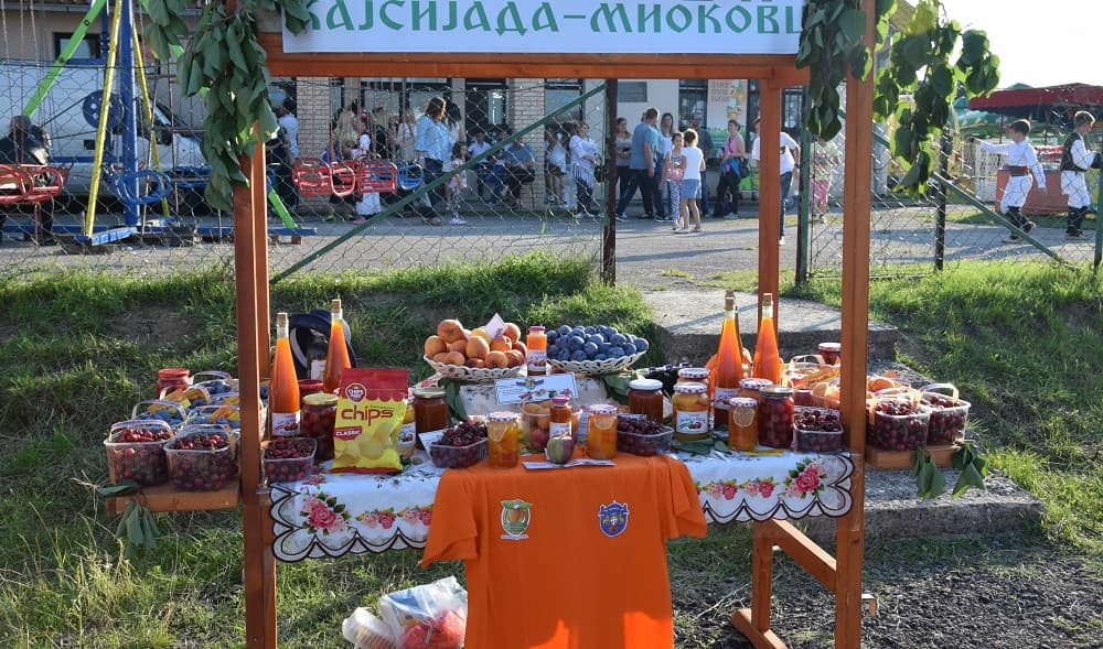 Održana jubilarna manifestacija "Dani srpske kajsije"