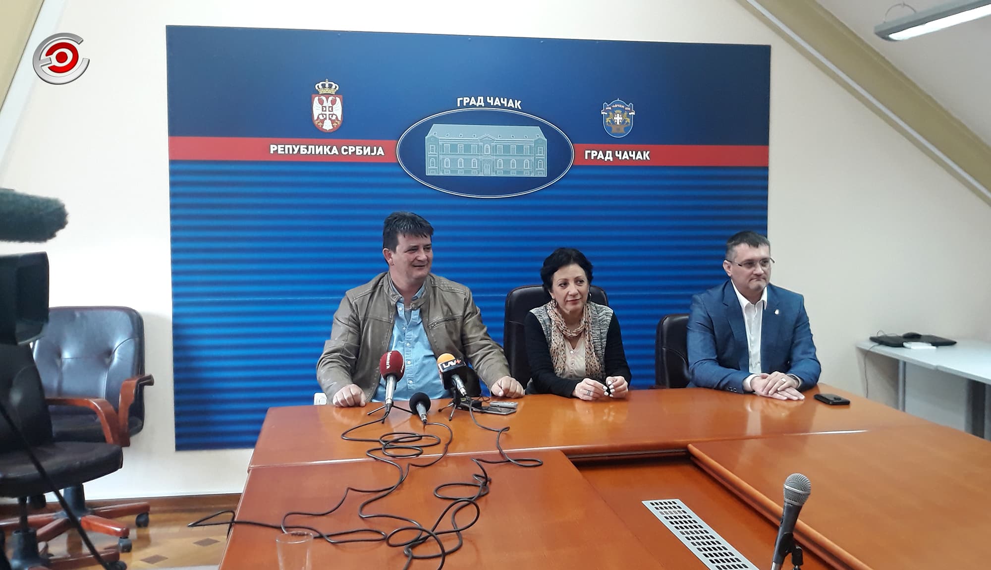 Marković: Budite na strani naroda!