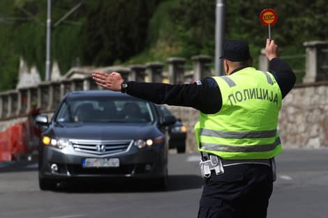 Obustavljen saobraćaj na Ibarskoj magistrali zbog saobraćajne nezgode