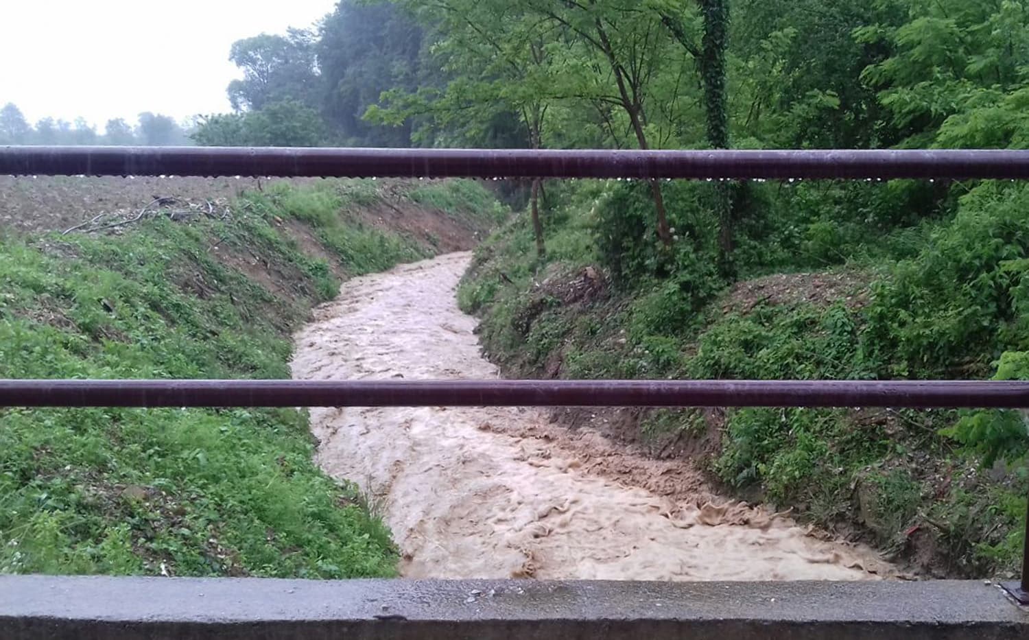 Čačak: Izlila se Trnavska reka