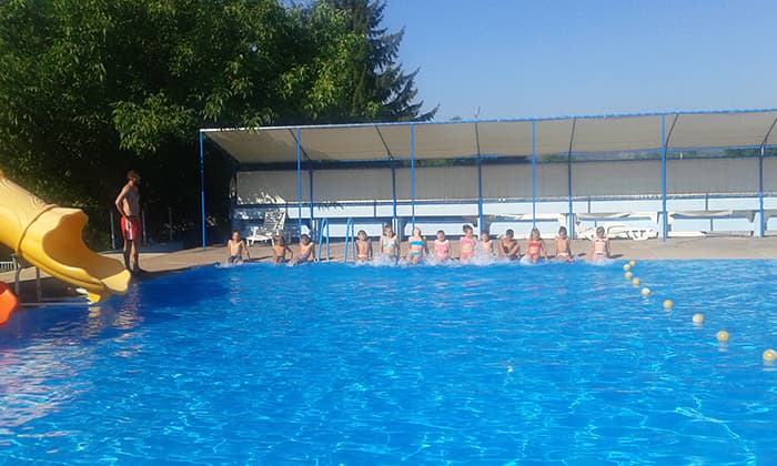 Čačak: U ponedeljak startuje škola plivanja na Gradskom bazenu
