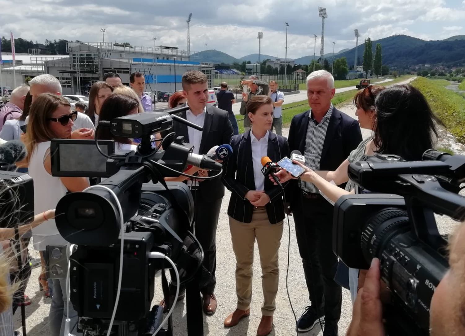 Ana Brnabić: U Lučane ulaženo 400 miliona