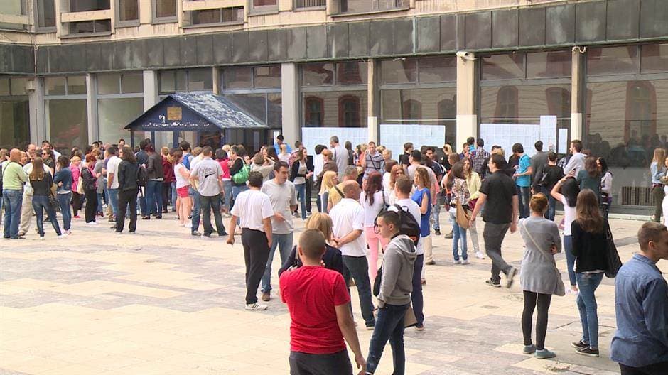 "Stari" studenti tvrde da im se krše Ustavom garantovana prava