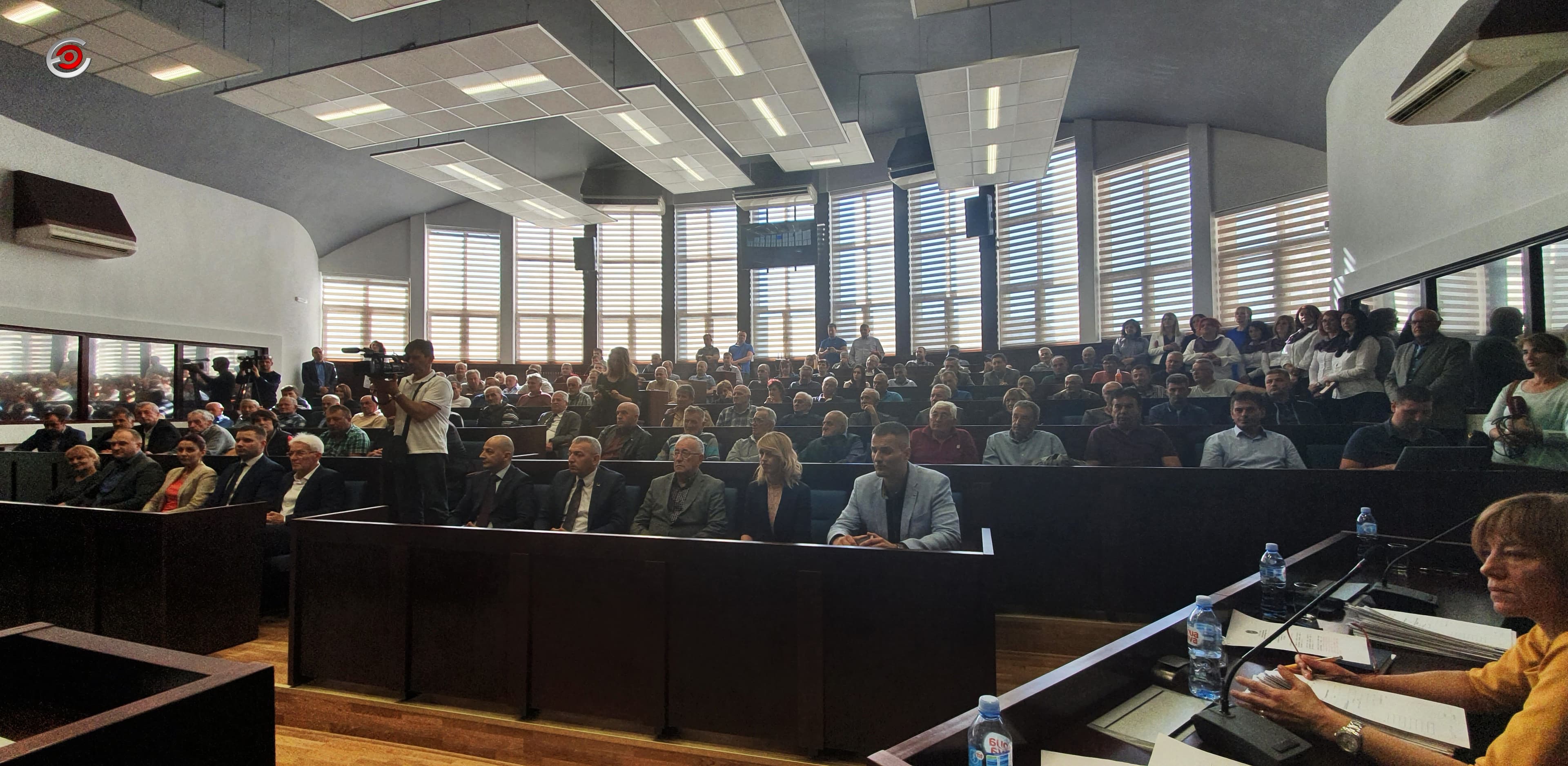 Otvorena rekonstruisana skupštinska sala, prva Sednica u petak (FOTO)