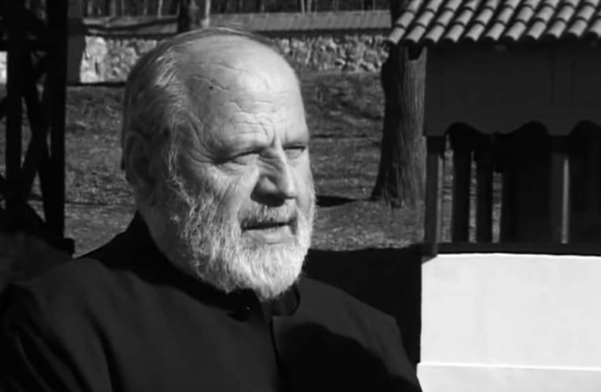 U saobraćajnoj nesreći u Preljini poginuo iguman manastira Vujan