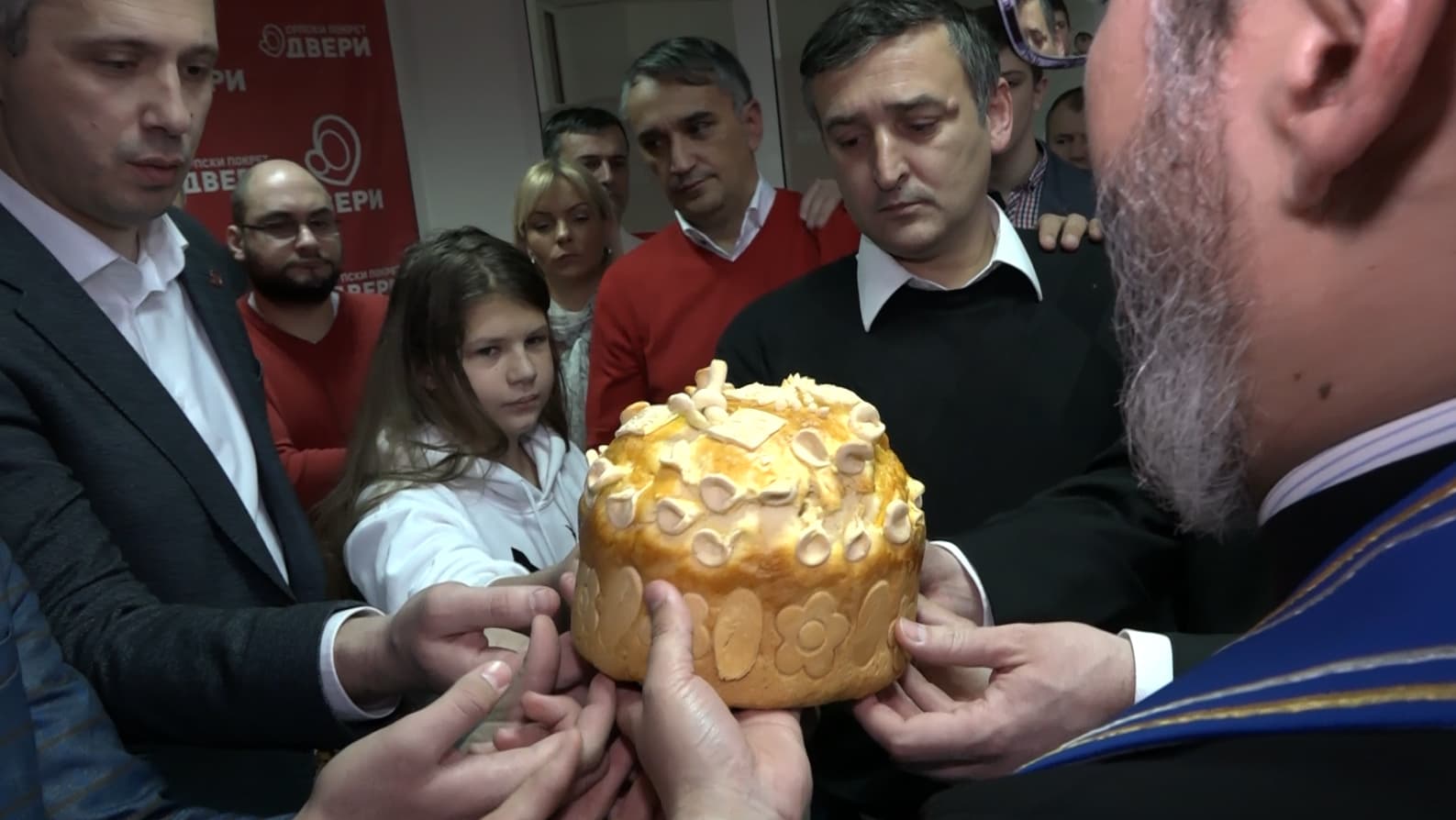 Dveri obeležile slavu i 21. rođendan: Više od dve decenije na svetosavskom putu (FOTO)