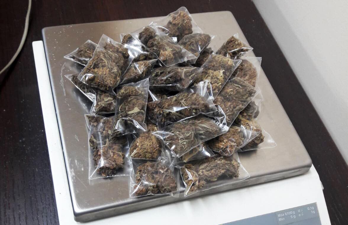 Čačak: Uhapšen osumnjičeni zbog posedovanja 1,7 kg marihuane