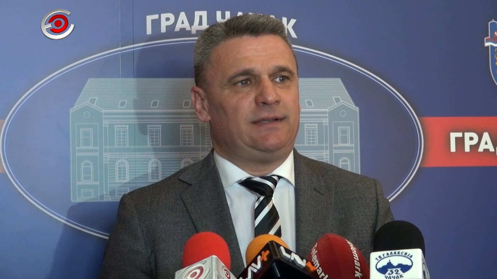 NIZ MERA U ČAČKU za suzbijanje korona virusa, Todorović apeluje na sugrađane da ostanu kod kuće