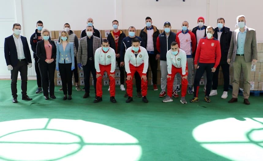 Grad Čačak, Centar za socijalni rad, privrednici i sportisti spremili pakete za 1500 najugroženijih sugrađana