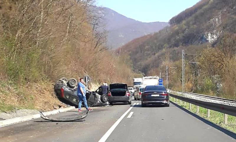 Saobraćajna nezgoda na putu Ovčar Banja - Požega