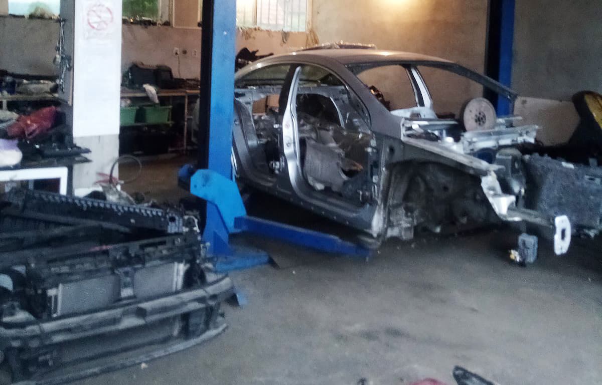 Uhapšeno pet osoba zbog krađa automobila, među njima i Čačani