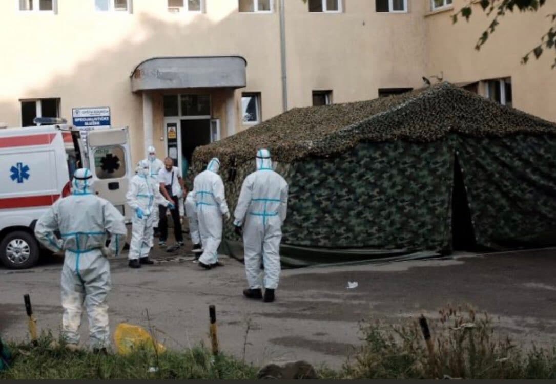 Korona virus u Novom Pazaru i Tutinu: "Svako malo čuješ umro ovaj, umro onaj" (FOTO, VIDEO)
