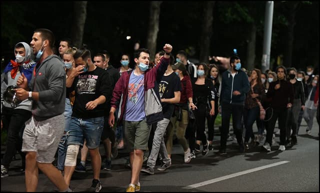 Beograd gori od besa građana(LIVE)