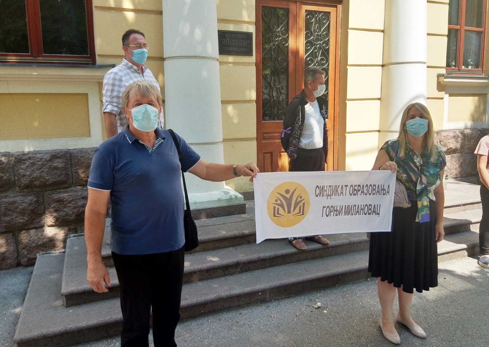 Milanovčani traže smenu direktora: Onaj ko nema snage da bude odgovoran, nema razloga da bude na tom mestu!