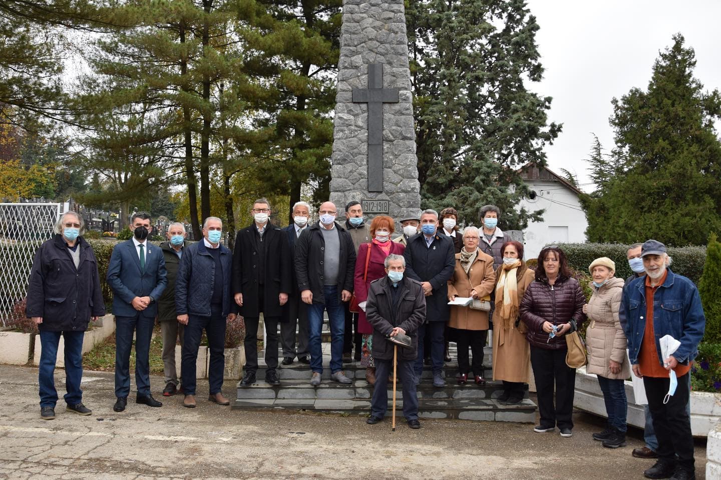 Položen venac na Spomenik ratnicima četiri vere