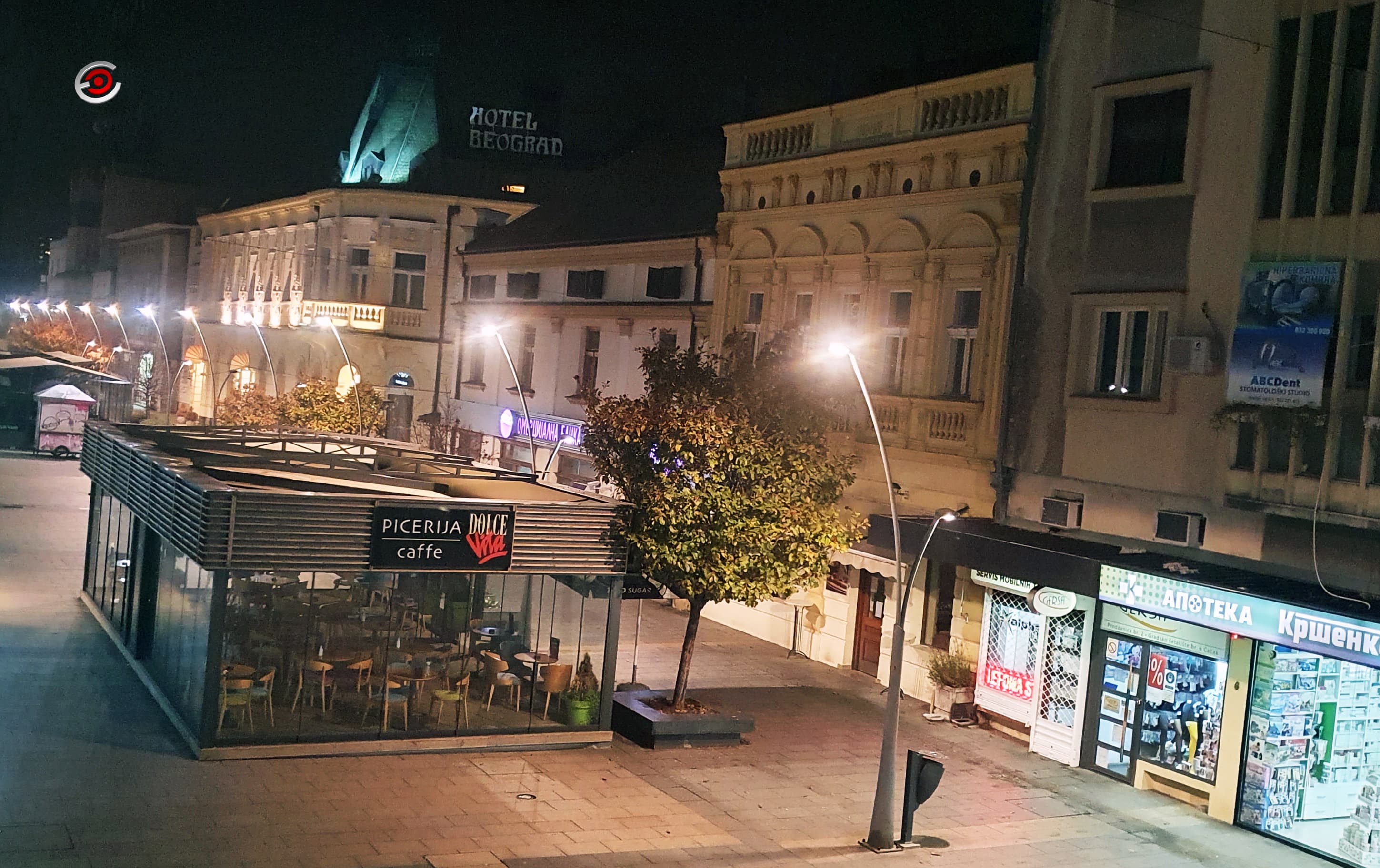 Od 18 sati zatvoreni kafići, restorani, trgovinski centri