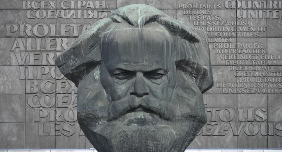 Predavanje "Marks između večnosti i temporalnosti" u Domu kulture