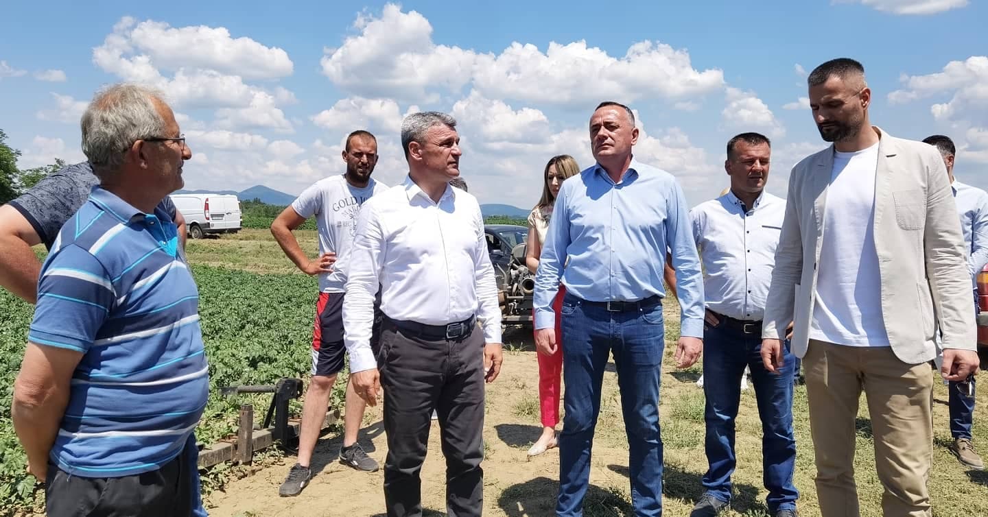 Todorović i Antić: Sačuvano 65 ha najplodnijeg poljoprivrednog zemljišta, nema odlaganja materijala za auto-put