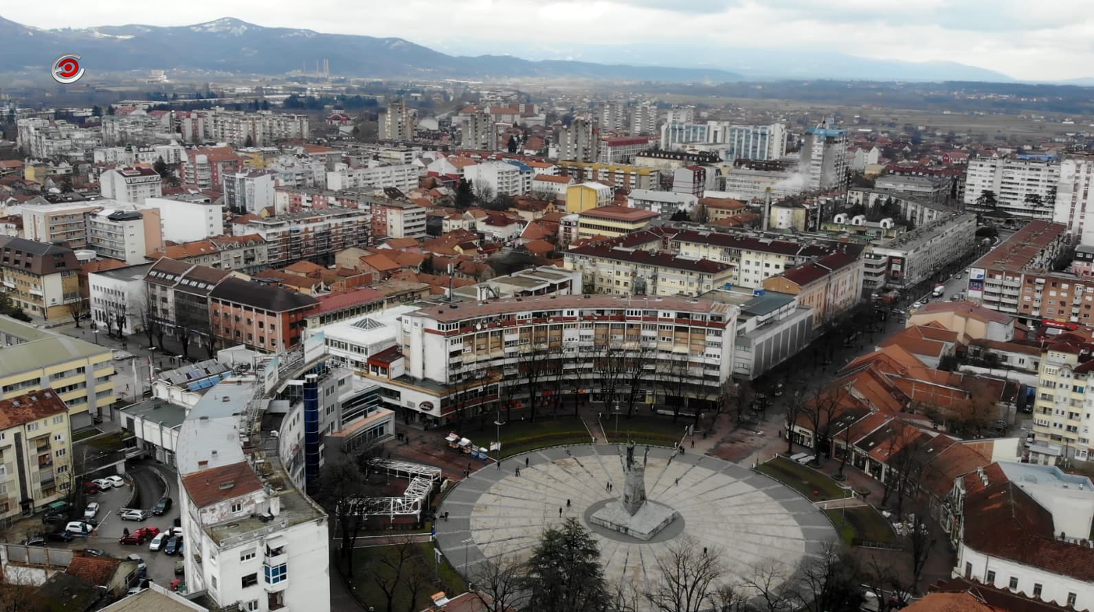Zemljotres u Kraljevu - ljudi izleteli iz kuća, pomerali se ormari