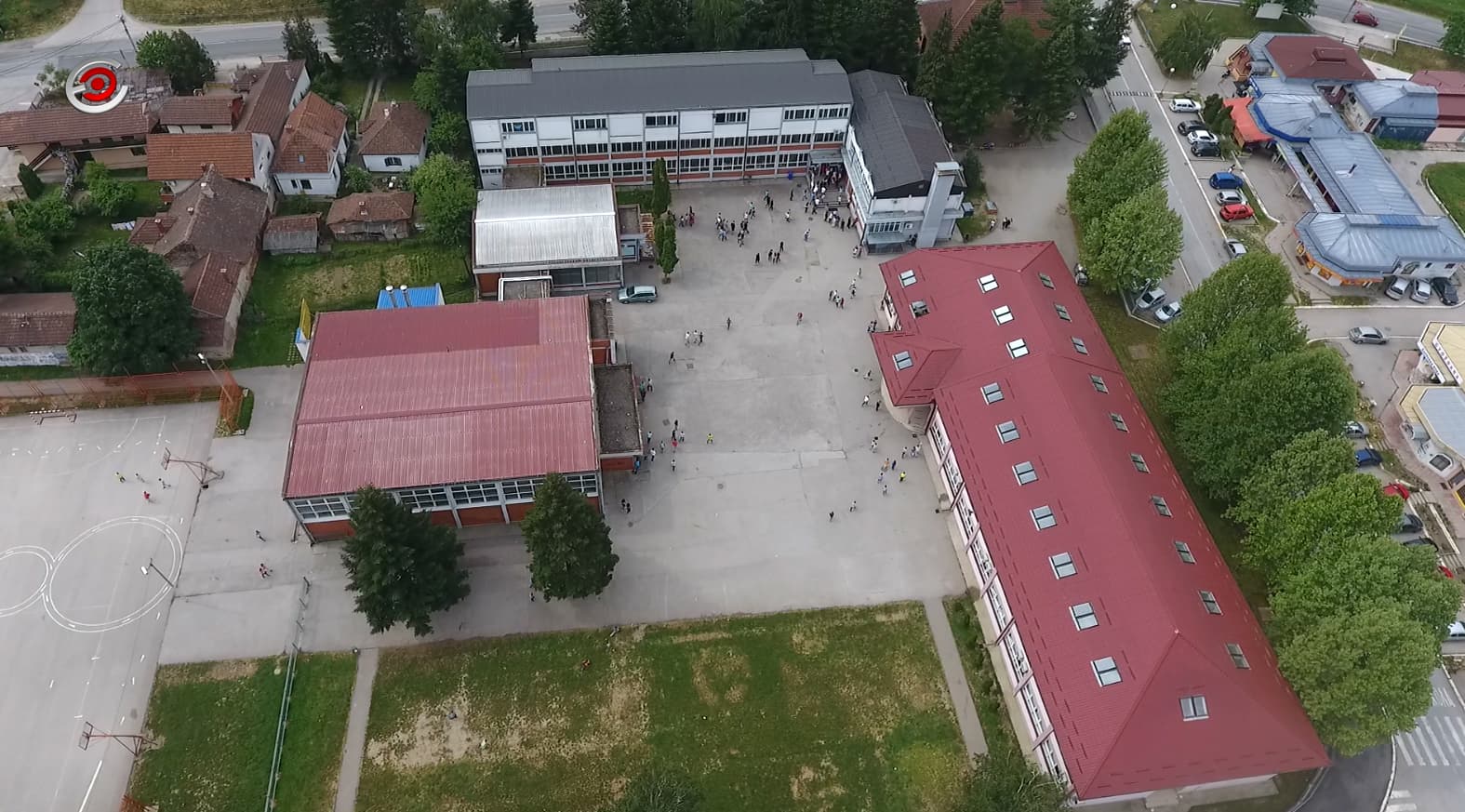 Savet roditelja u OŠ "Sveti Sava" podržao profesore na današnjem protestu