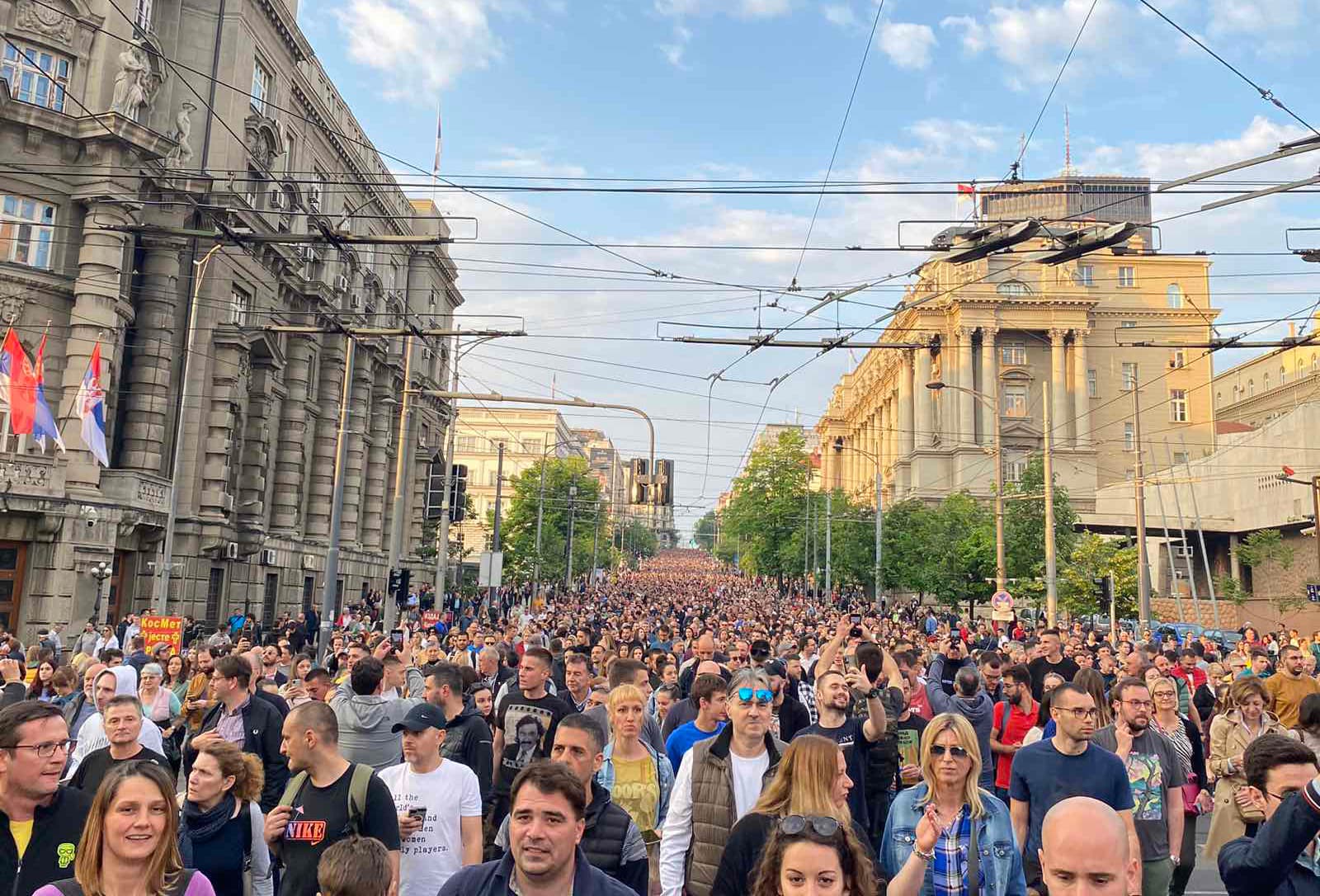 Član Glavnog odbora SNS: Otkaži kontramiting 26. maja, nećeš spasiti vlast