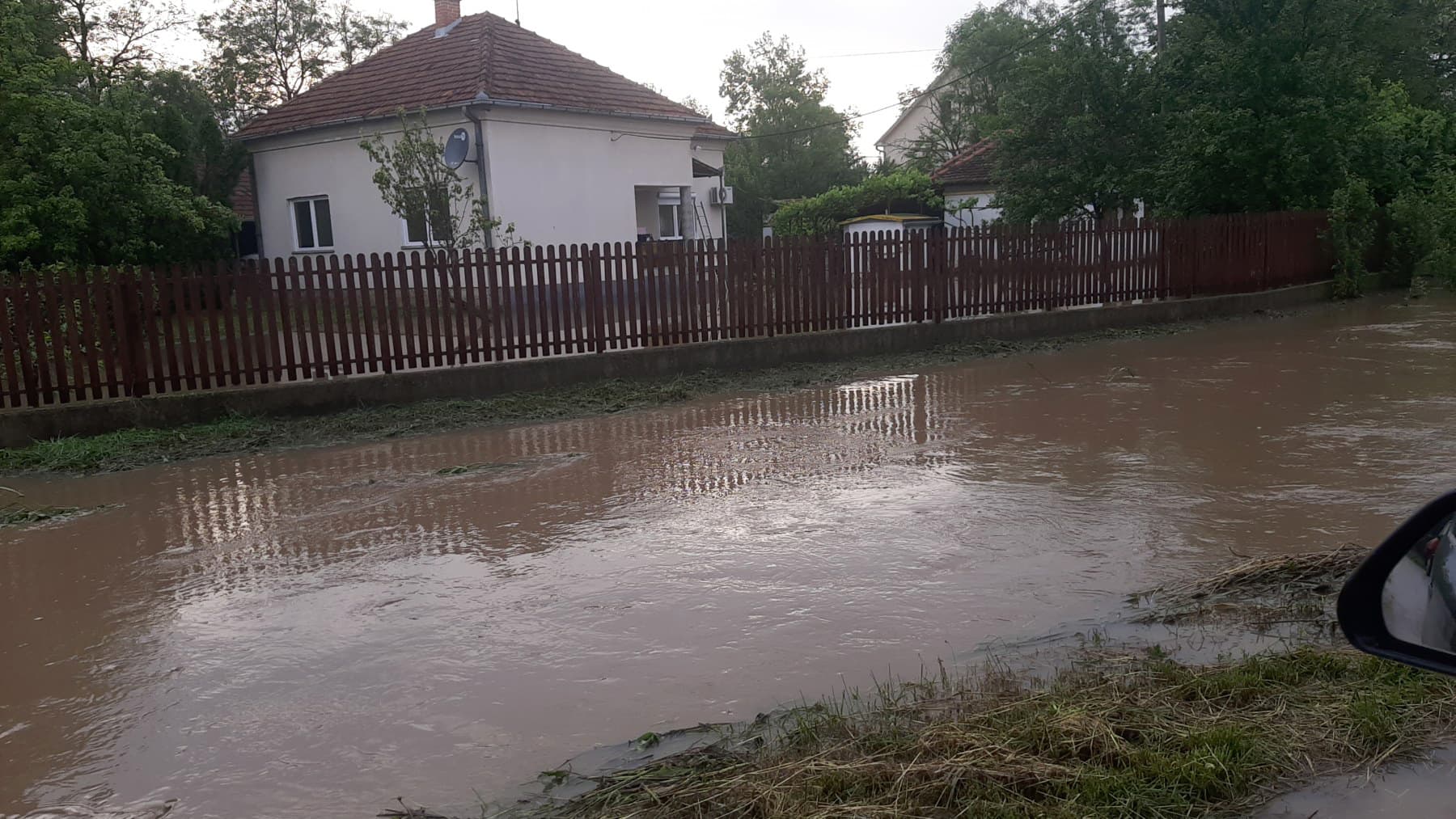 Čačak: Izlili se vodotokovi drugog reda